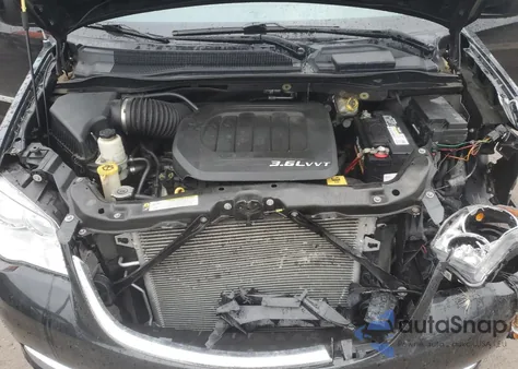 2011 Chrysler Town & Country Touring from USA, damaged, VIN 2A4RR5DG2BR703412